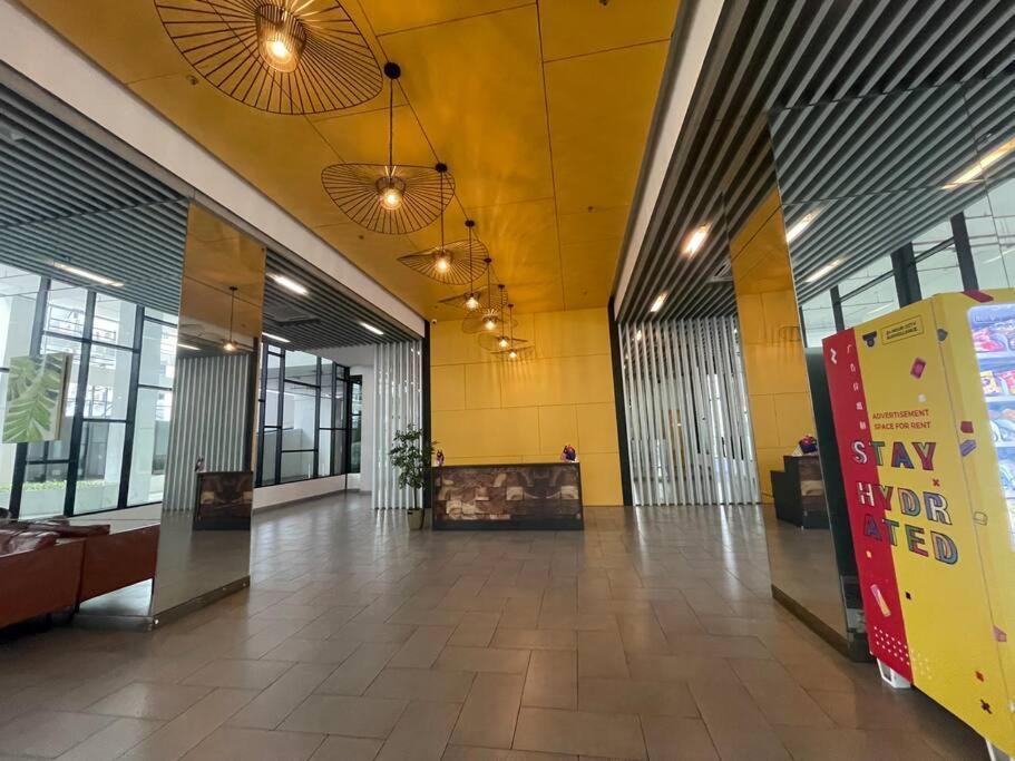 Apartment In Mid-valley Southkey/ 1 Bedroom/ 3 Pax